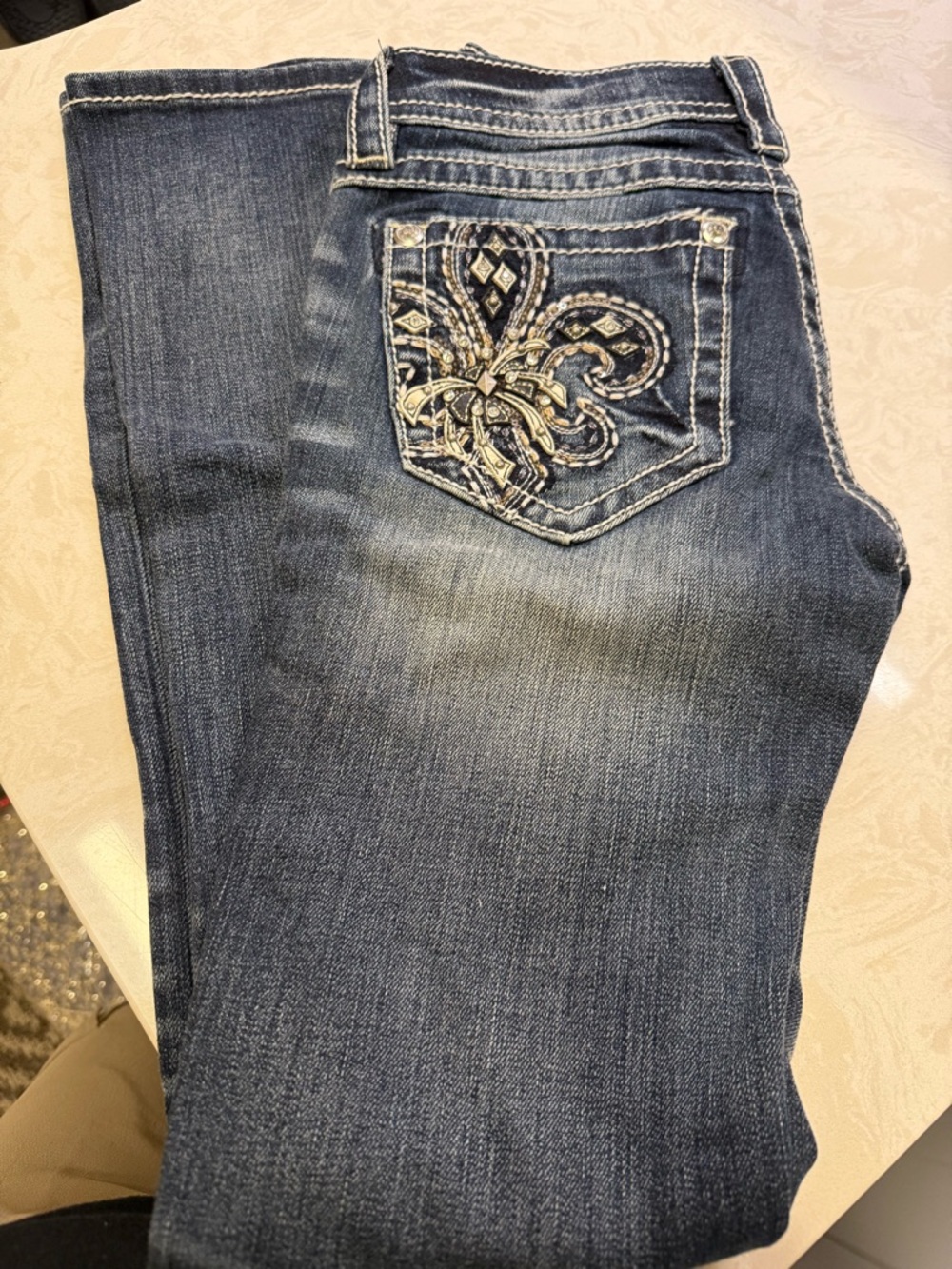 Miss Me Dark Blue Boot Cut Jeans with Fleur Pocket Embroidery Sz 24